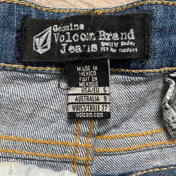 Volcom Jean shorts - Picture 3 of 4